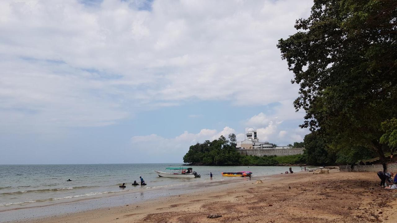 Pd Batu 9 Cocobay Apartment With Family Kampong Tanah Merah  Buitenkant foto