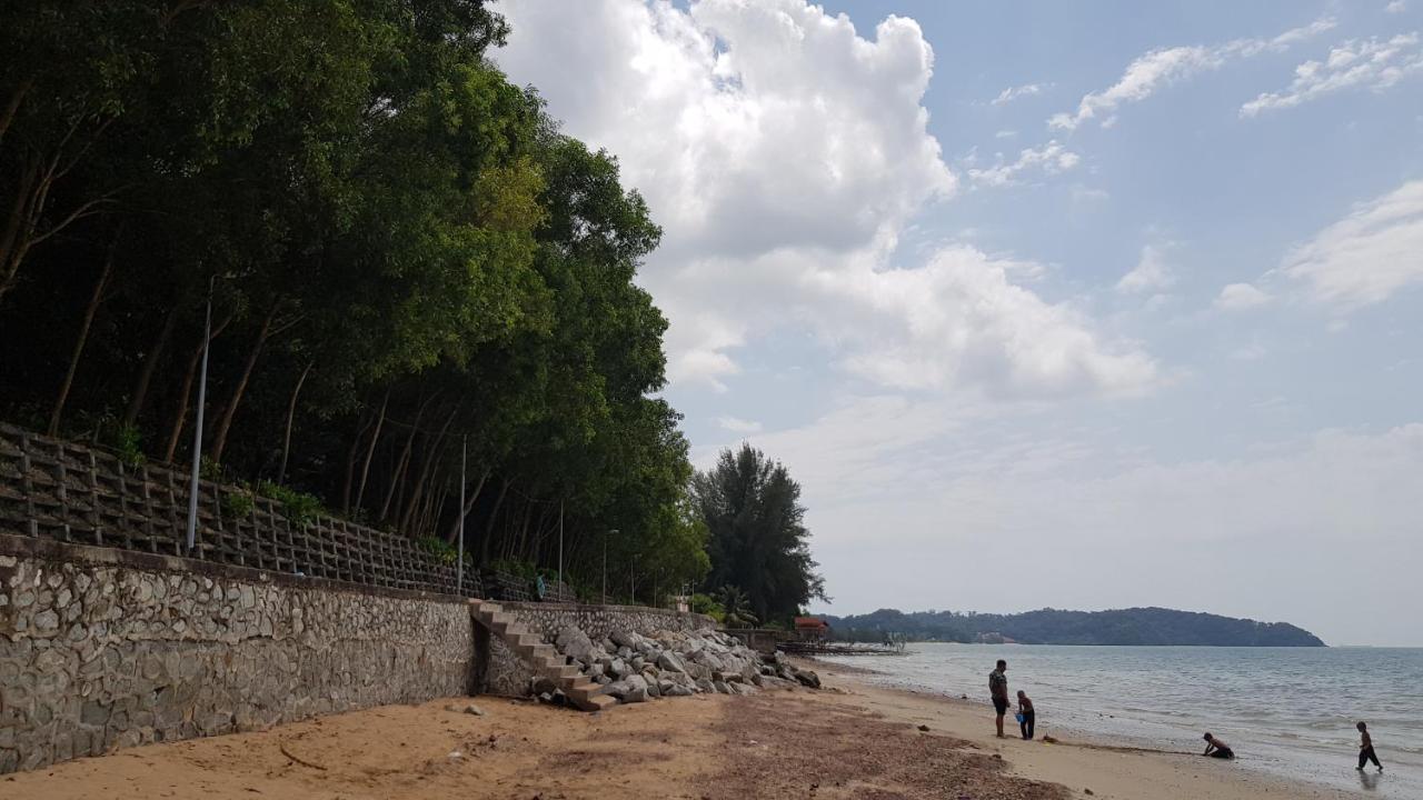 Pd Batu 9 Cocobay Apartment With Family Kampong Tanah Merah  Buitenkant foto