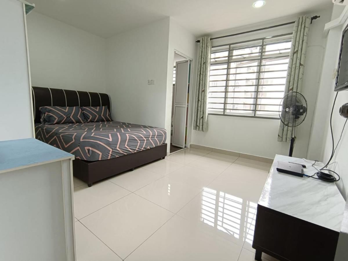 Pd Batu 9 Cocobay Apartment With Family Kampong Tanah Merah  Buitenkant foto